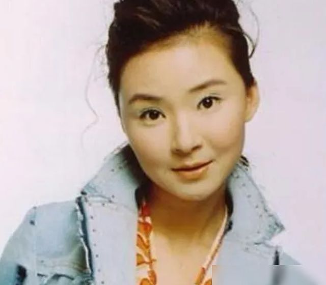 她是央视主持，二婚嫁给小自己6岁的影帝张译（图） - 7