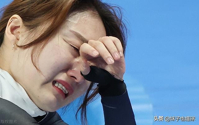 0.052秒之差，韩国痛失冠军！最后一刻疯狂拉拽对手，赛后嚎啕大哭（组图） - 3