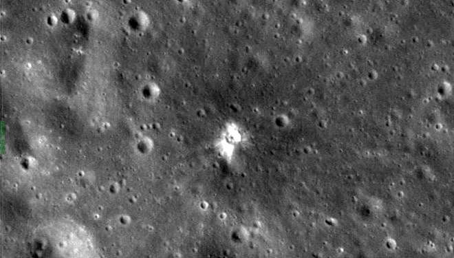 19米陨石坑！SpaceX失控火箭将与月球相撞引生物污染担忧