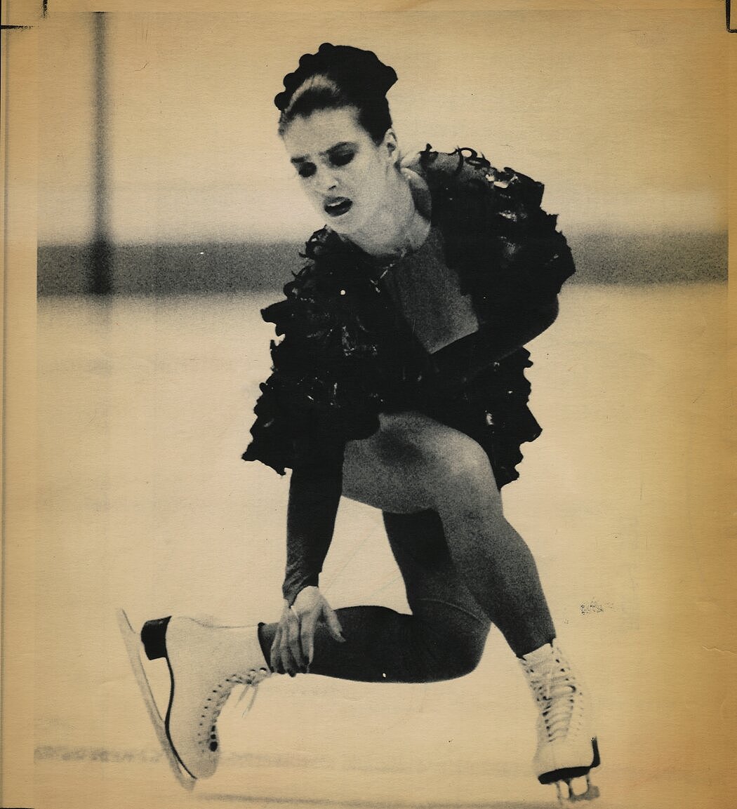 卡特琳娜·维特是1984年和1988年东德奥运会花样滑冰冠军，长期以来一直否认参与该国的兴奋剂计划。