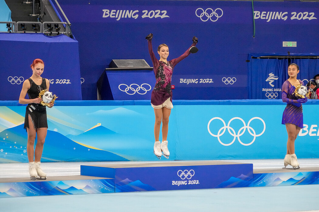 俄罗斯的安娜·谢尔巴科娃出人意料地获得了冠军。亚历山德拉·特鲁索娃获得银牌，日本选手坂本花织获得铜牌。