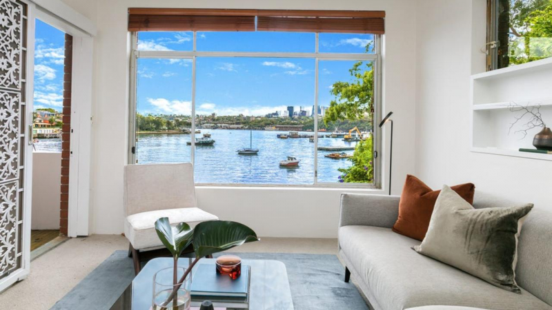  高出指导价5万！悉尼旧房成功售出，中介惊呆：太疯狂