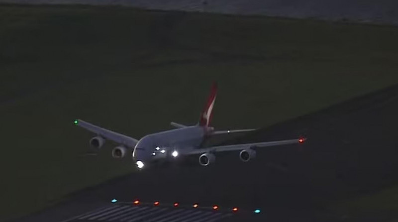时隔704天！澳国境周一全面重开，首批国际航班飞抵，机场上演温情团聚（视频/组图） - 9