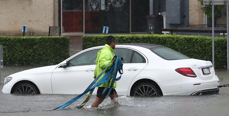 7人不幸遇难！新昆两州连日暴雨引发洪灾，布里斯班多条街道被淹，大坝泄洪（视频/组图） - 2