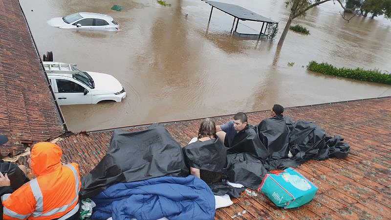 约400人下落不明！新州救援仍在继续，大悉尼等地发布强降雨预警（组图） - 4