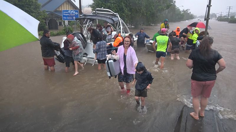 约400人下落不明！新州救援仍在继续，大悉尼等地发布强降雨预警（组图） - 10