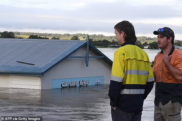 新昆两州遭遇洪灾，14.5万人申领联邦补助，已有3.5万人到账（组图） - 11