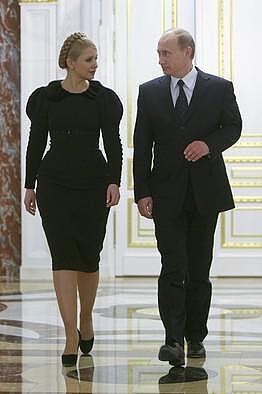 【时尚】前乌克兰美女总理气质太好了！当年穿个小黑裙和普京同框，堪比超模啊（组图） - 1