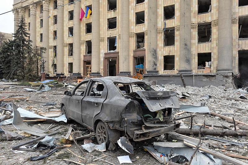砲袭哈尔科夫 乌克兰第二大城哈尔科夫遭俄军猛烈砲击，市区满目疮痍。Getty Images