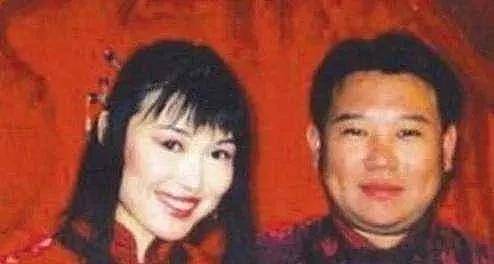 郭麒麟与美女街头亲吻，曾招惹外围女被坑惨？受郭德纲狼性教育现原形毕露？（组图） - 46