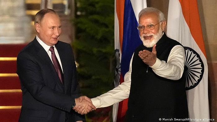 Wladimir Putin trifft Narendra Modi 