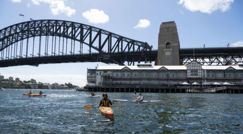 洪水肆虐，悉尼港变棕色！几乎所有海滩都被污染，政府呼吁民众切勿下水