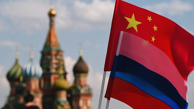俄罗斯与中国关系紧密。