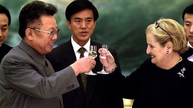 奥尔布赖特在平壤会见了朝鲜领导人