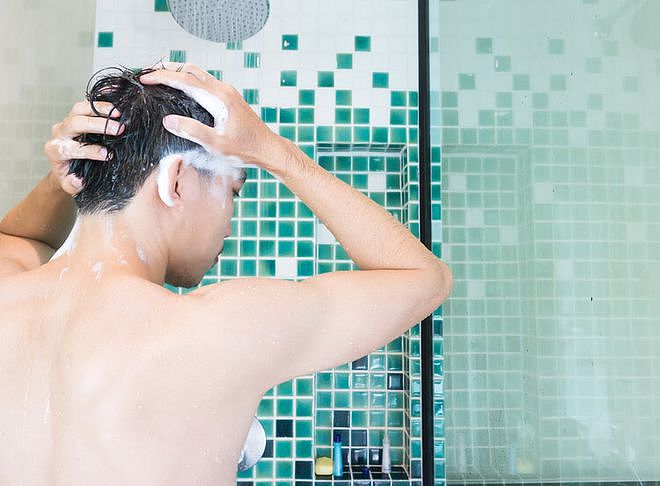 【健康】洗冷水澡，到底是强身还是伤身？提醒：4种人可能越洗身体越差（组图） - 2