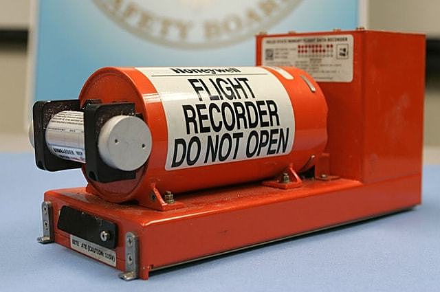 东航MU5735黑匣子：美国拿到了话音记录器，什么时候会有结果？（组图） - 12