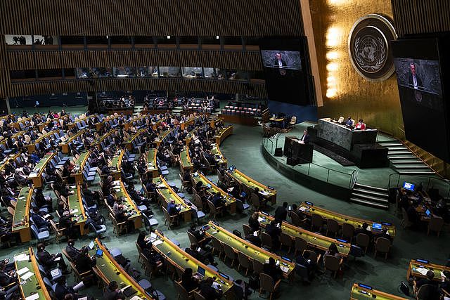 联合国决定暂停俄罗斯人权理事会席位，中国代表表明立场（组图） - 8