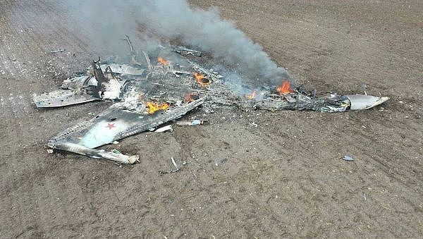 ▲▼俄军首架Su-35在乌克兰遭到击落。 （图／翻摄推特／达志影像／美联社）