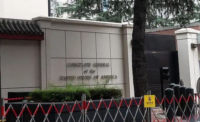 两年前的一幕又重新上演！上海疫情肆虐，美国驻华大使馆宣布撤员，赴美签证这下要泡汤了？（视频/组图） - 4