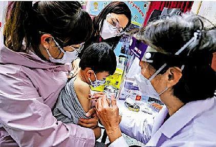 香港重视打疫苗，儿童染疫或损大脑，后遗症数年内浮现（图） - 1