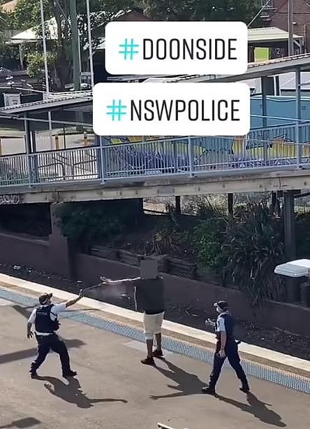 悉尼火车站爆冲突，警方用胡椒喷雾都不管用！网友炸锅了（视频/组图） - 3