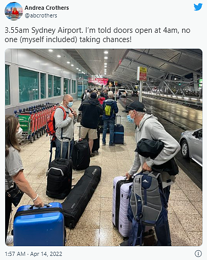 还未进悉尼机场就堵了！路上汽车大排长龙，旅客：Uber难约，建议叫出租（组图） - 6