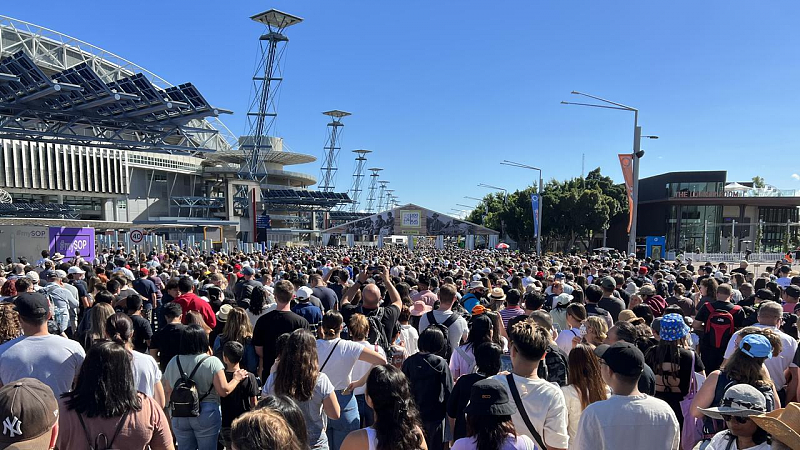 复活节前夕，悉尼CBD餐馆、酒吧爆满！今日嘉年华活动“人山人海”（组图） - 13