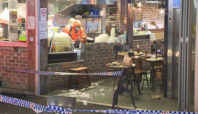 最新！抖音网红在悉尼唐人街遇袭，中餐厅门口被蒙面男“泼酸”，面部严重烧伤送医（图） - 6