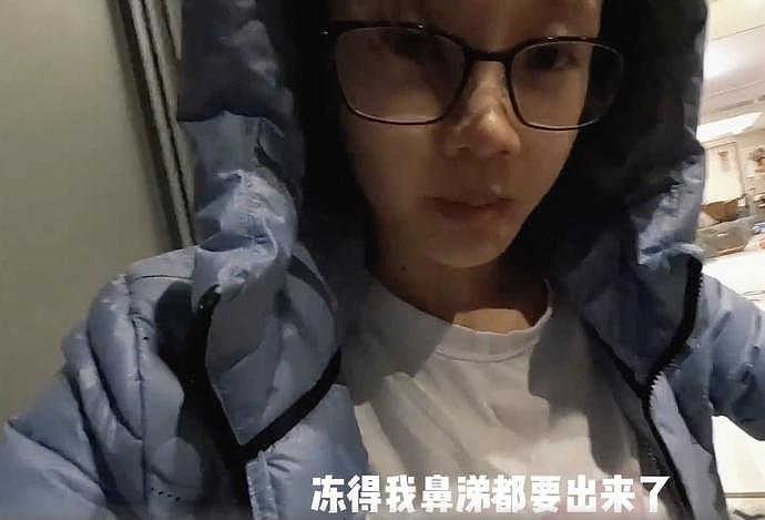 苗苗妹妹在郑恺家住，没睡卧室而在书房搭帐篷，妹妹：有安全感（组图） - 3