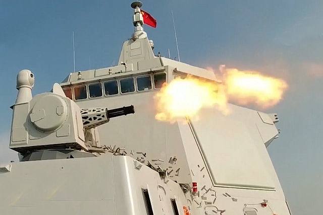 最新一艘055大驱亮相，中国海军已有4艘万吨大驱露面（组图） - 5