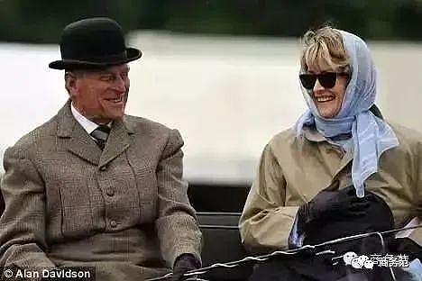 英国女王牵白马过96岁生日！优雅隐忍一辈子，被儿孙伤透心…（组图） - 67