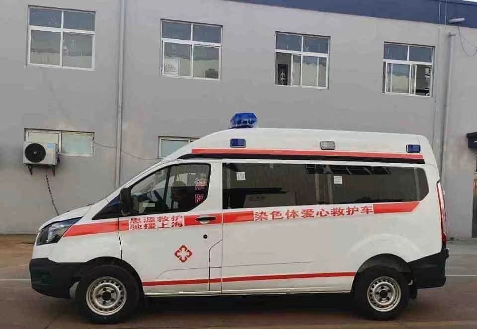 众星驰援上海：马伊琍张艺兴捐负压救护车、李佳琦为老人捐物资28吨（组图） - 29