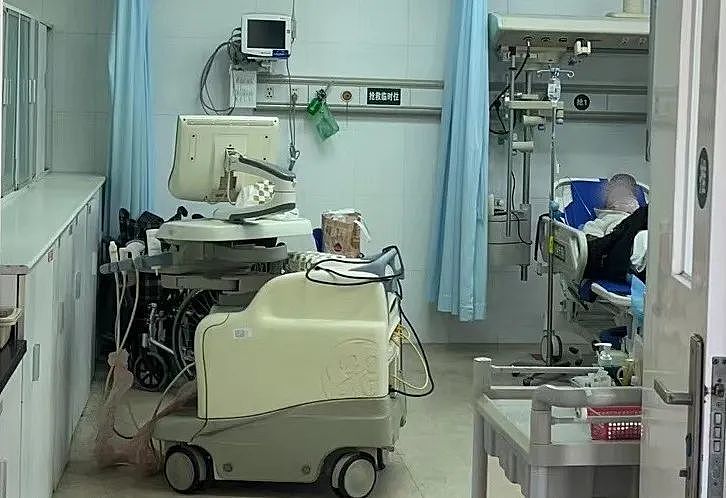 上海疫情下的养老院：氧气、纸尿裤一度匮乏，高龄老人缺氧而死（组图） - 2