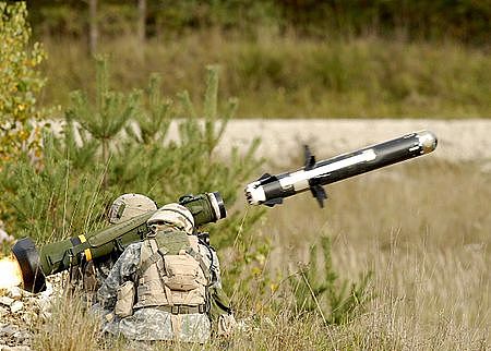 美国大量提供标枪导弹给乌克兰。 （图为FGM-148标枪飞弹） 图: 翻摄维基百科（资料照）