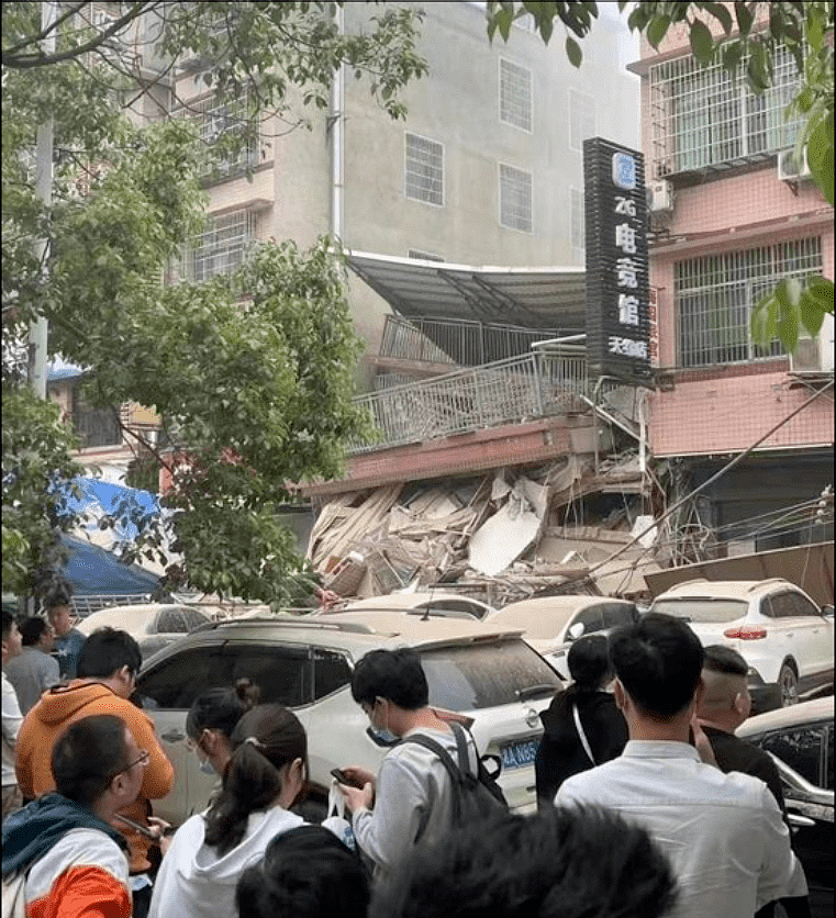 长沙塌楼续，多人失联，目击者：几秒钟就塌了，多人被压（视频/组图） - 8