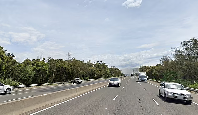 注意！悉尼M4高速路多车相撞，通勤者将面临重大延误（图） - 2
