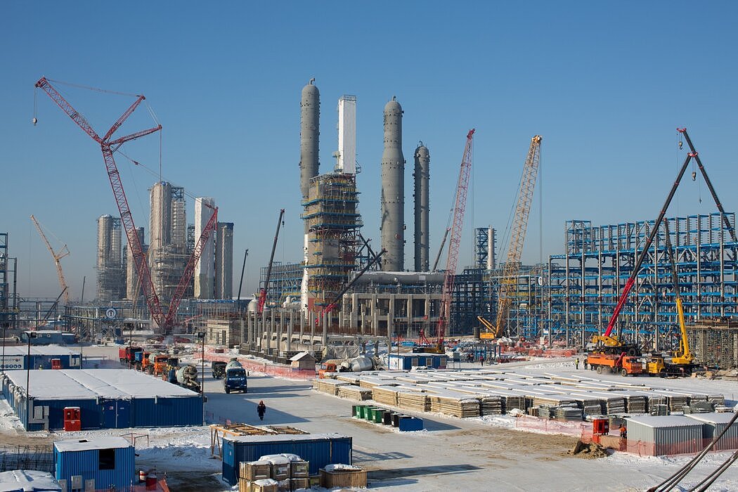 东西伯利亚2019年在建的一座天然气处理厂，这是将俄罗斯天然气输往中国的管线项目的一部分。