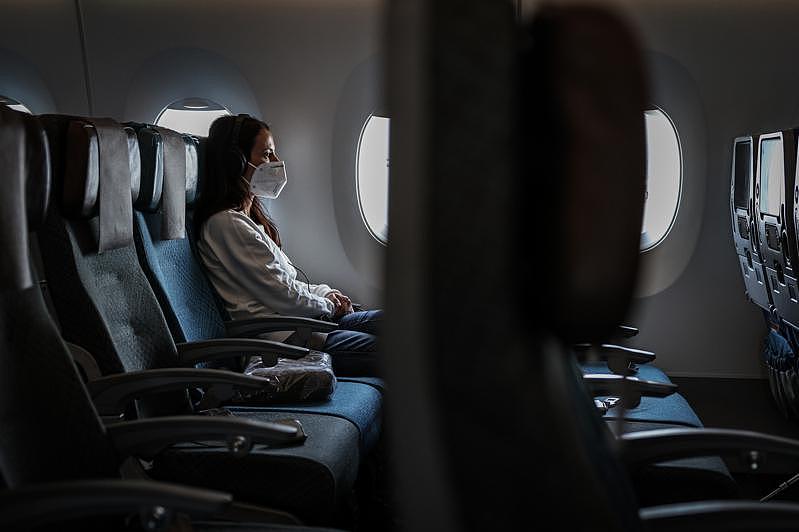 除了班次减少，许多航班的乘坐率也降低，有的只能坐满四成。(Getty Images)