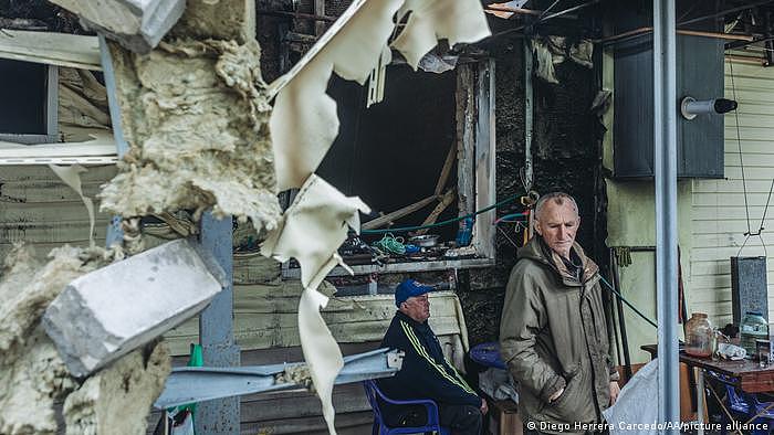 Ukraine | Zerstörungen in einem Dorf nahe Charkiw