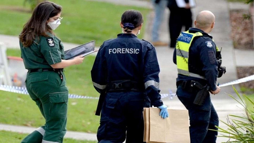 forensic-officers_andrew-henshaw_800x450.jpg,0