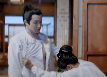 中国男星拍戏穿硅胶肌肉衣，遭外国网友嘲笑，网友：太丢人了（组图） - 9