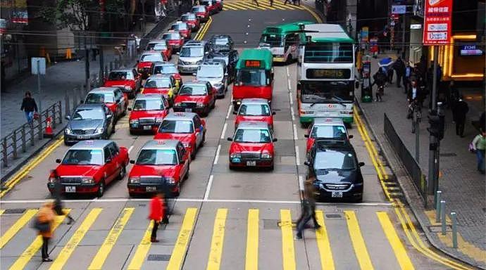 香港的士涨价了，市民无奈，司机不满…（图） - 2