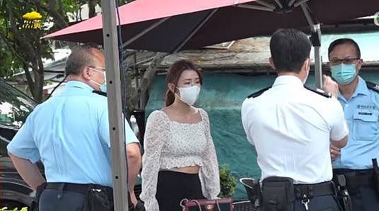 TVB女主持采访“恐怖老鼠屋”时惨遭袭击，被70岁老妇殴打，画面曝光（组图） - 12