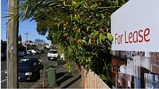 澳洲多地出现“租房危机”：悉尼墨尔本空置率仅1%，低收入者被迫“搭帐篷”（图）