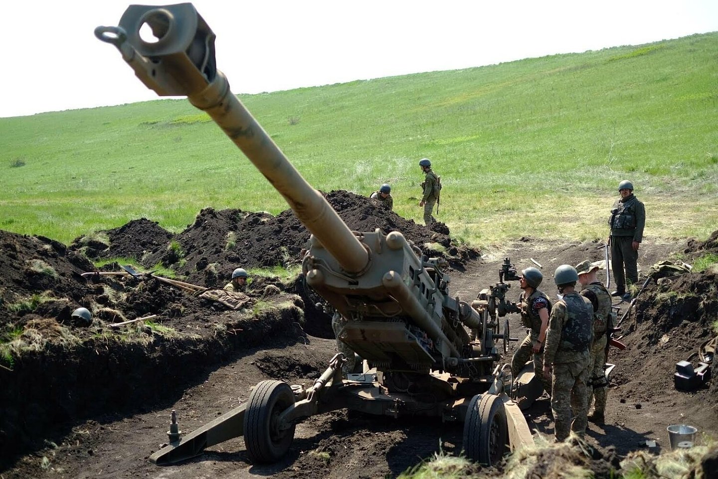 乌军有效地运用美援M777榴弹炮，有望在局部战线中让俄军付出不小的代价。 图：截自乌克兰国防部推特