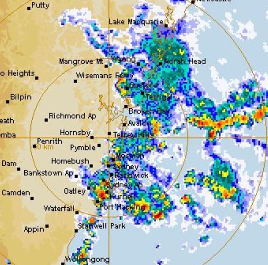 悉尼机场陷入混乱！雷暴致国内航班停飞，延误恐持续一整天，数千人受影响（组图） - 3