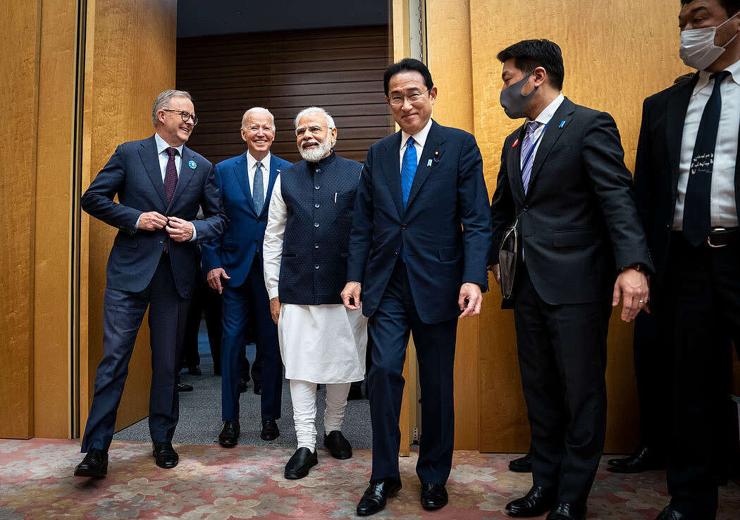 周二，东京，澳大利亚总理阿尔巴尼斯、拜登总统、印度总理莫迪与日本首相岸田文雄这四位“四方安全对话”领导人抵达会晤现场。