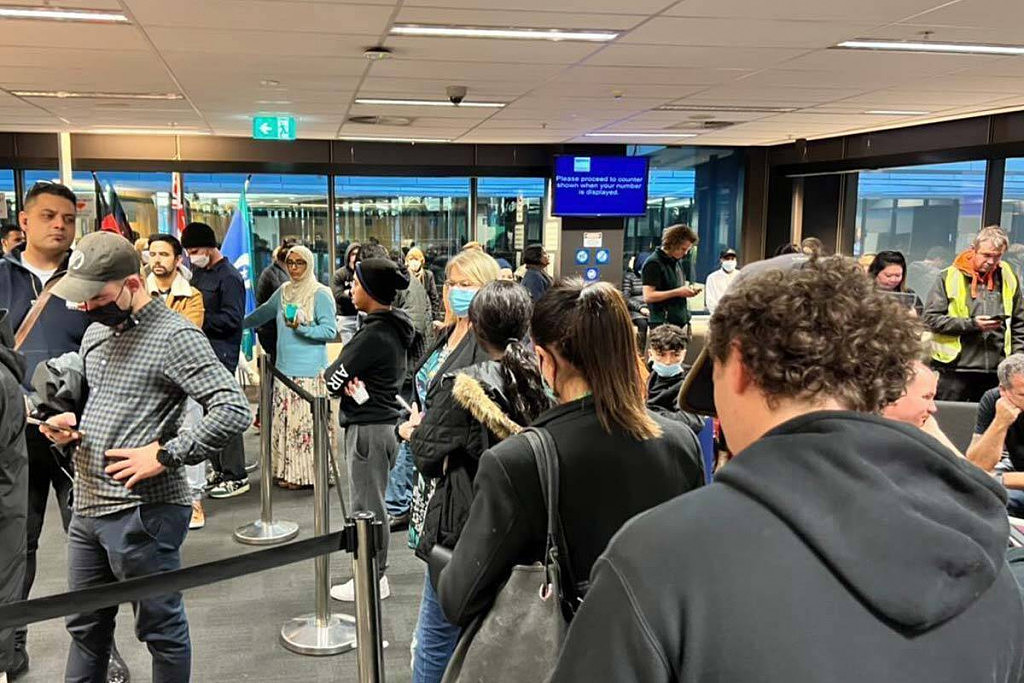 3aw-image-passport-office-line-1200x800.jpg,0