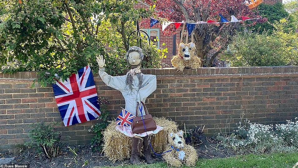 英国女王登基70周年大典2日举行：哈里梅根到场，全英都high起来了！（组图） - 52