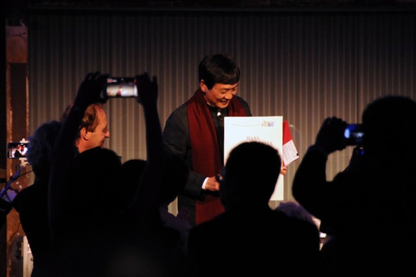 曹文轩为首次获得国际安徒生奖的中国作家。 （新华社）